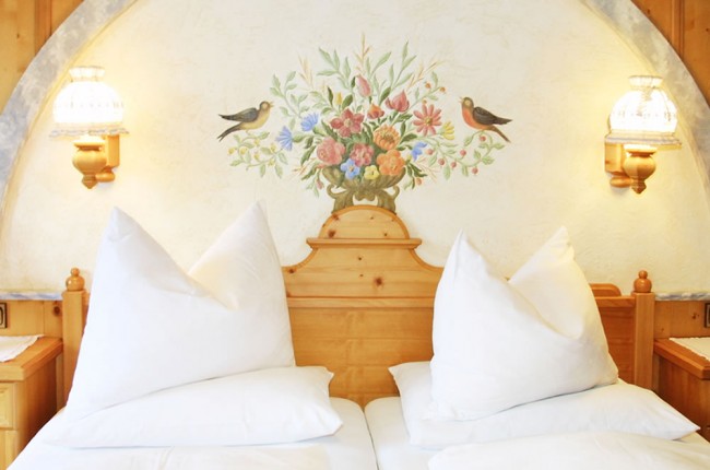 Romantische Bett-Verzierung 
